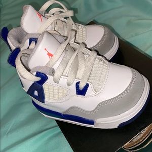 Jordan 4 retro size 4c